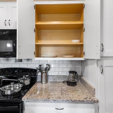 Elegant 2 Bedroom/2 Bath Condo With All Amenities Мельбурн Экстерьер фото