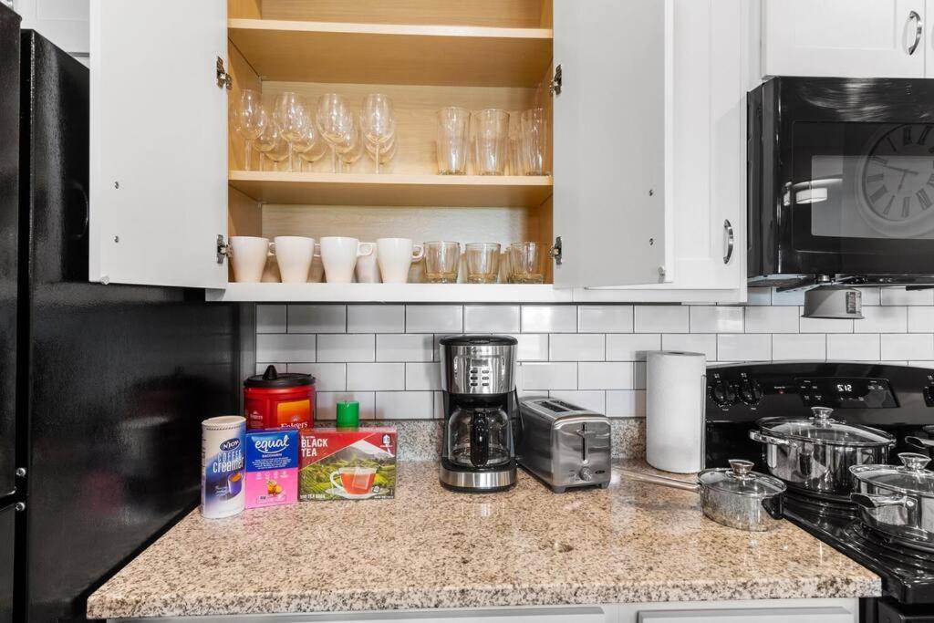 Elegant 2 Bedroom/2 Bath Condo With All Amenities Мельбурн Экстерьер фото